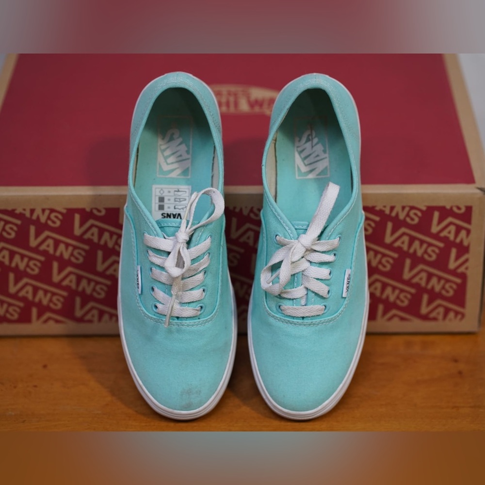 Vans Authentic Slim Light Blue- W Size 8.5